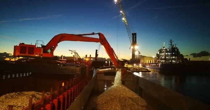 transshipment into other vessel